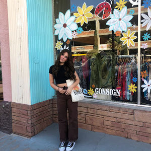 Meet your Posher, Emma